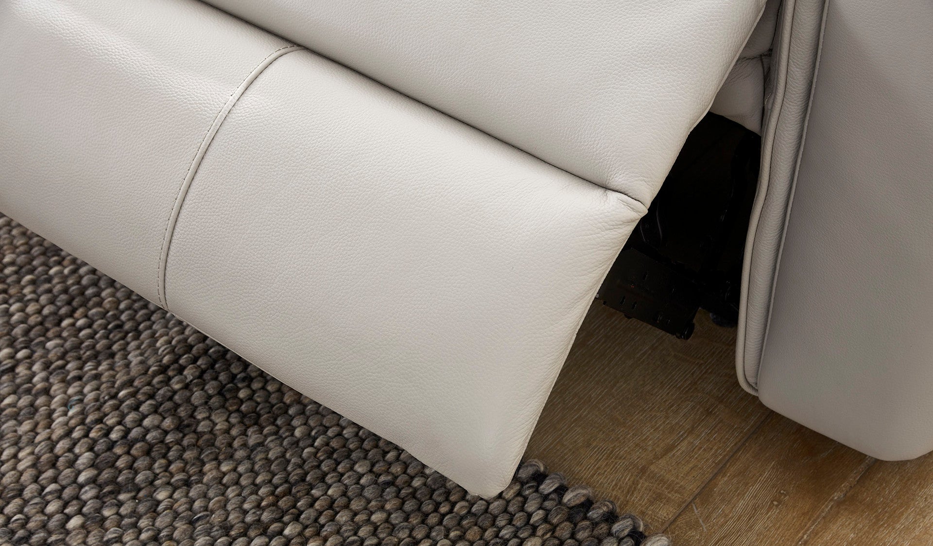 Archie Leather Electric Recliner