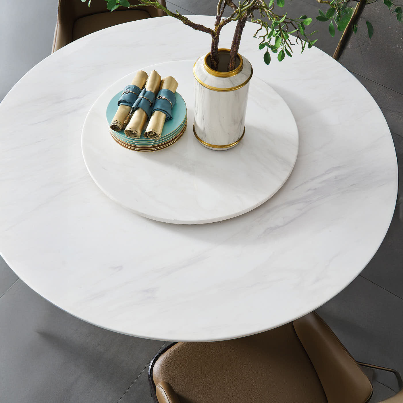 Omaha Round Dining Table / Marble