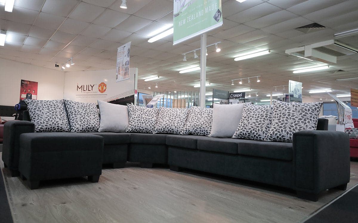 Bosston Lounge Suite with Ottoman