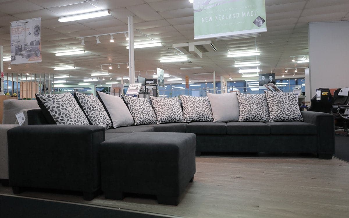 Bosston Lounge Suite with Ottoman