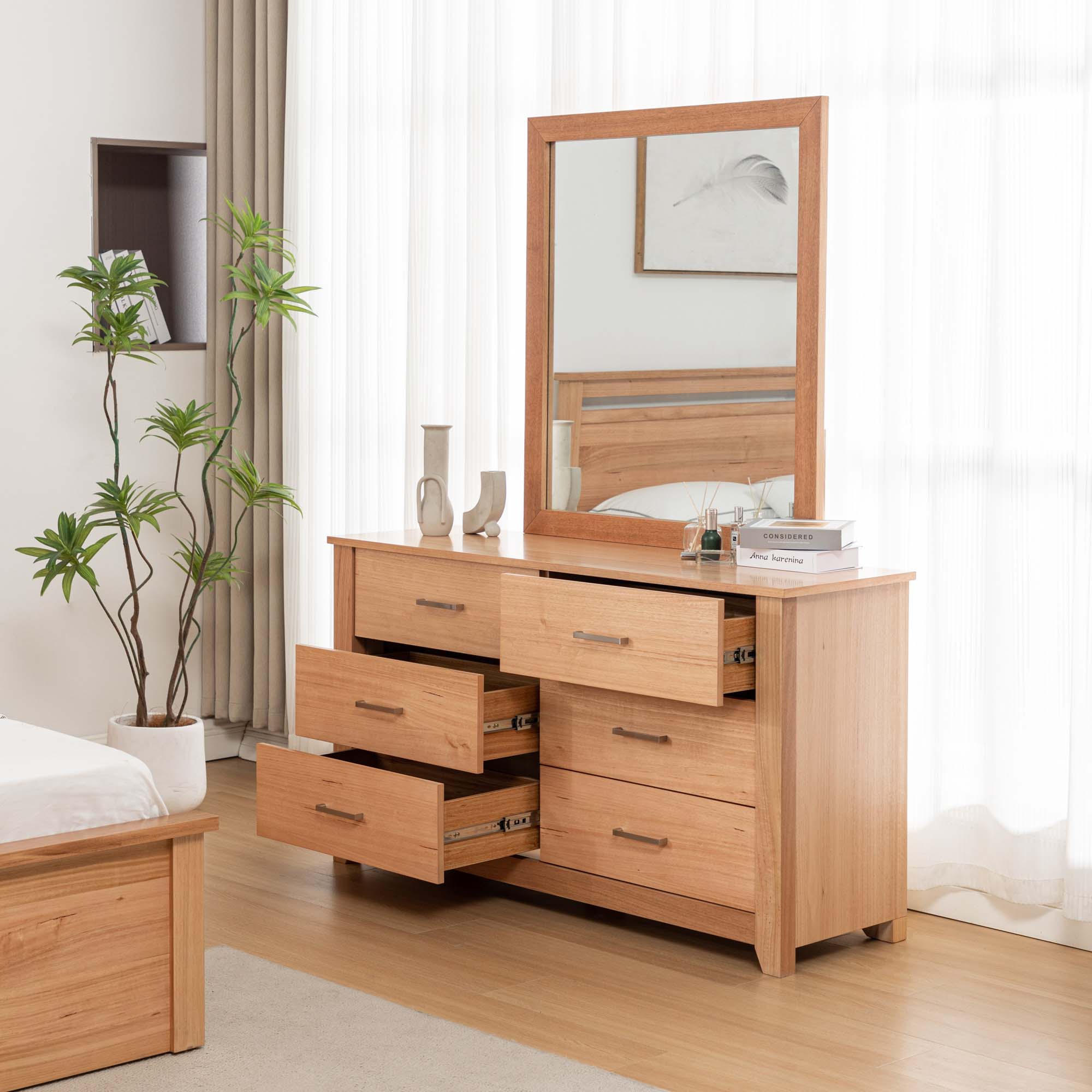 Portland Dressing Table / Lowboy & Mirror