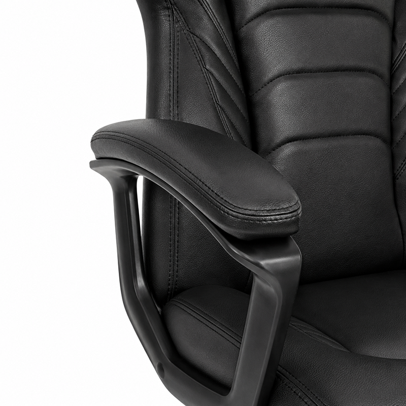 Dieser Gaming Chair - black+red or black+blue
