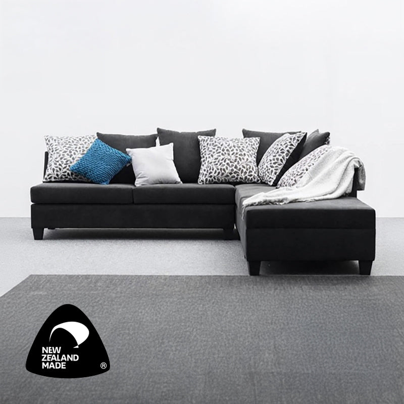 Plaza Lounge Suite with Ottoman