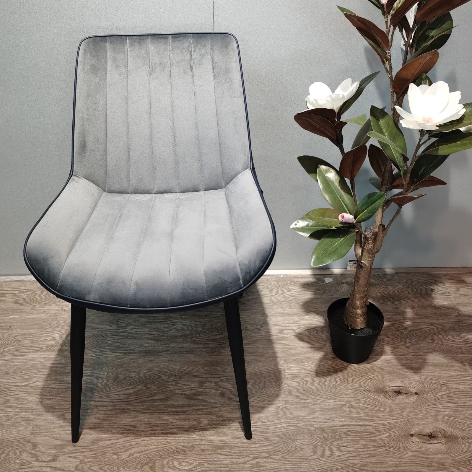 Retro Dining Chair / Pu