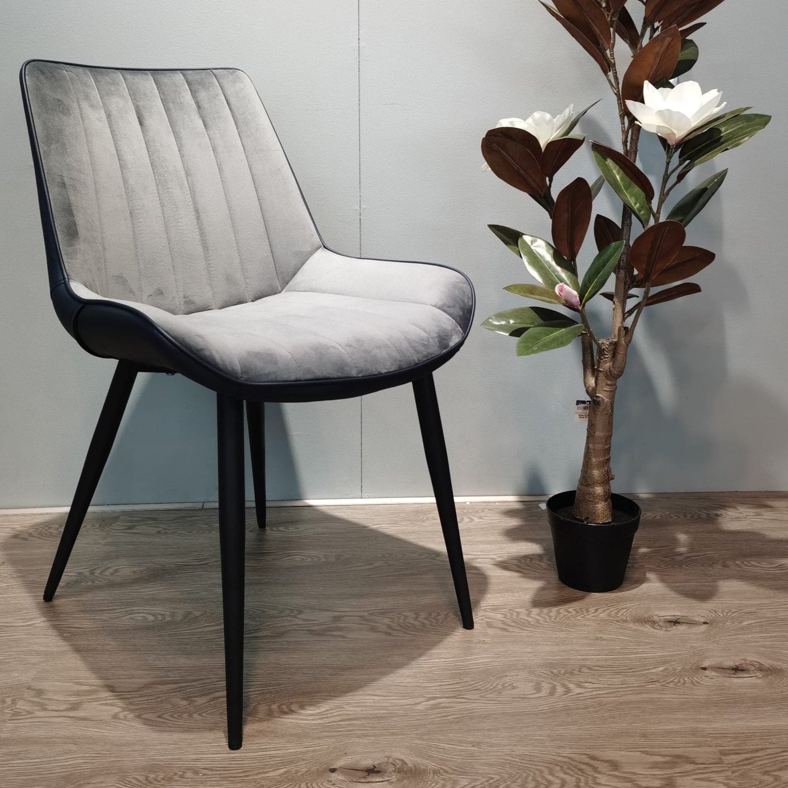 Retro Dining Chair / Pu